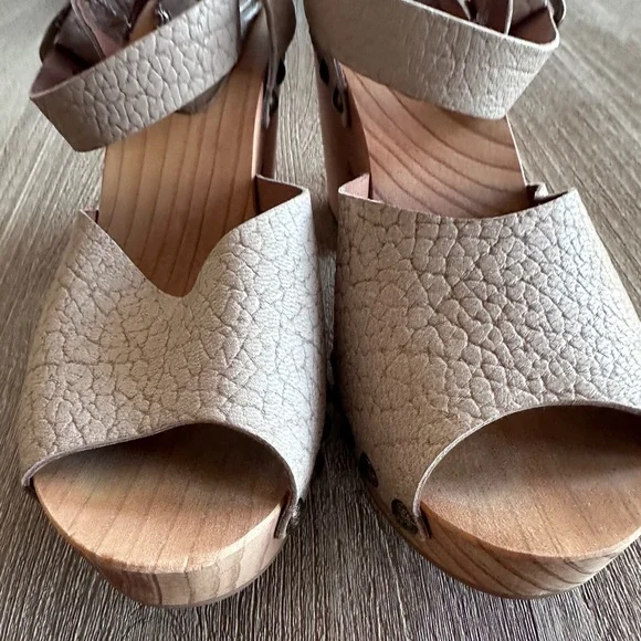 Free People Pasadena Wooden Platform Clog Sandals Womens 10 / EU 41 EUC - Picture 5 of 12